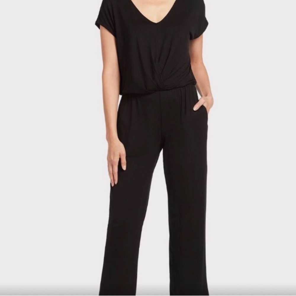 Michael Stars | Black Short Sleeve V Neck Pocket Pant Jumpsuit | Lounge Wear M